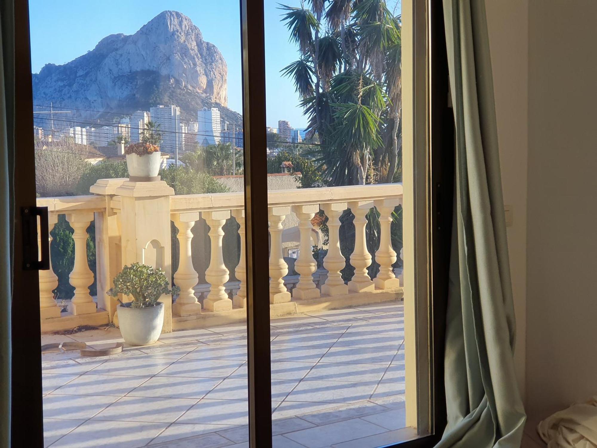 Luxury Villa - Pool, Hot Tub, Aircon, Tvs, Home Cinema, Office, Gbit Internet, Sports Equipment Calp Exterior foto
